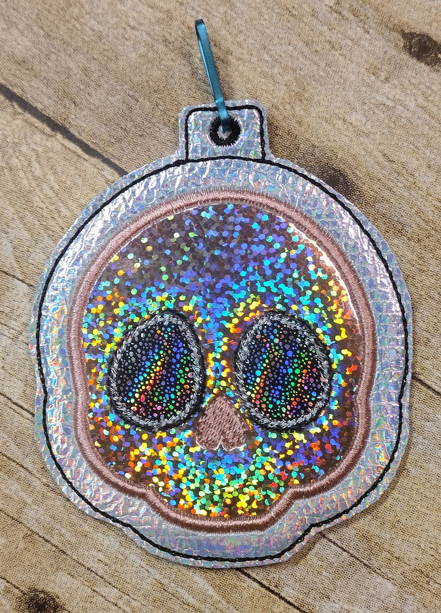 ITH Skull Charm 1