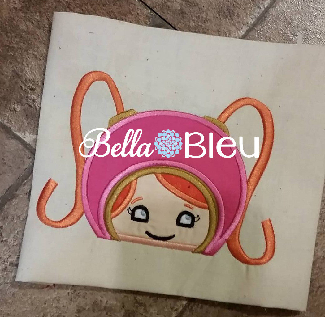 Robot Space Girl Towel Topper Peeker Bib Machine Applique Embroidery Design