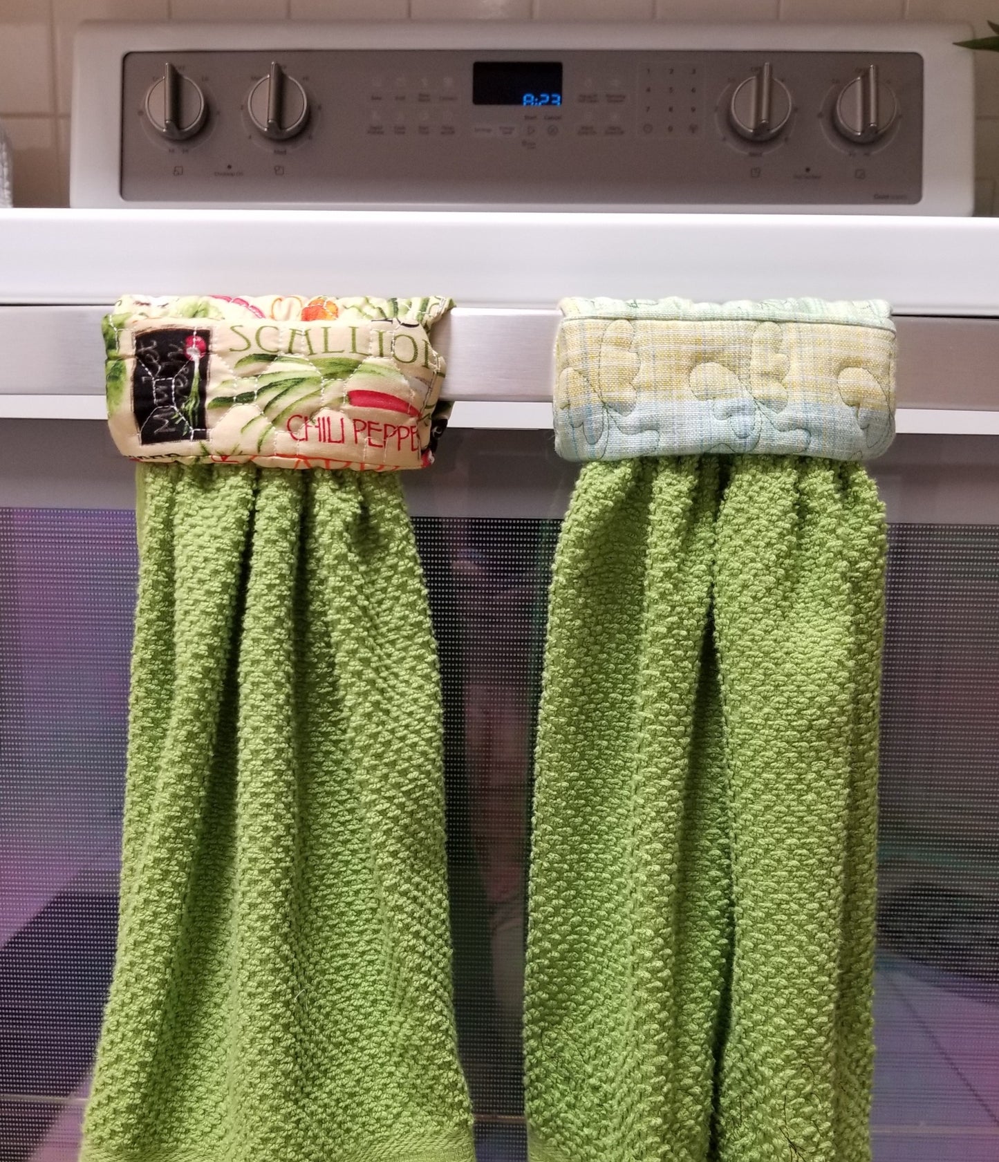 ITH Butterfly Stipple Towel Handle Topper