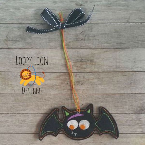 ITH Hanging Bat