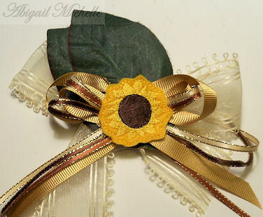 Sunflower Feltie Clippie and Bow Center ITH