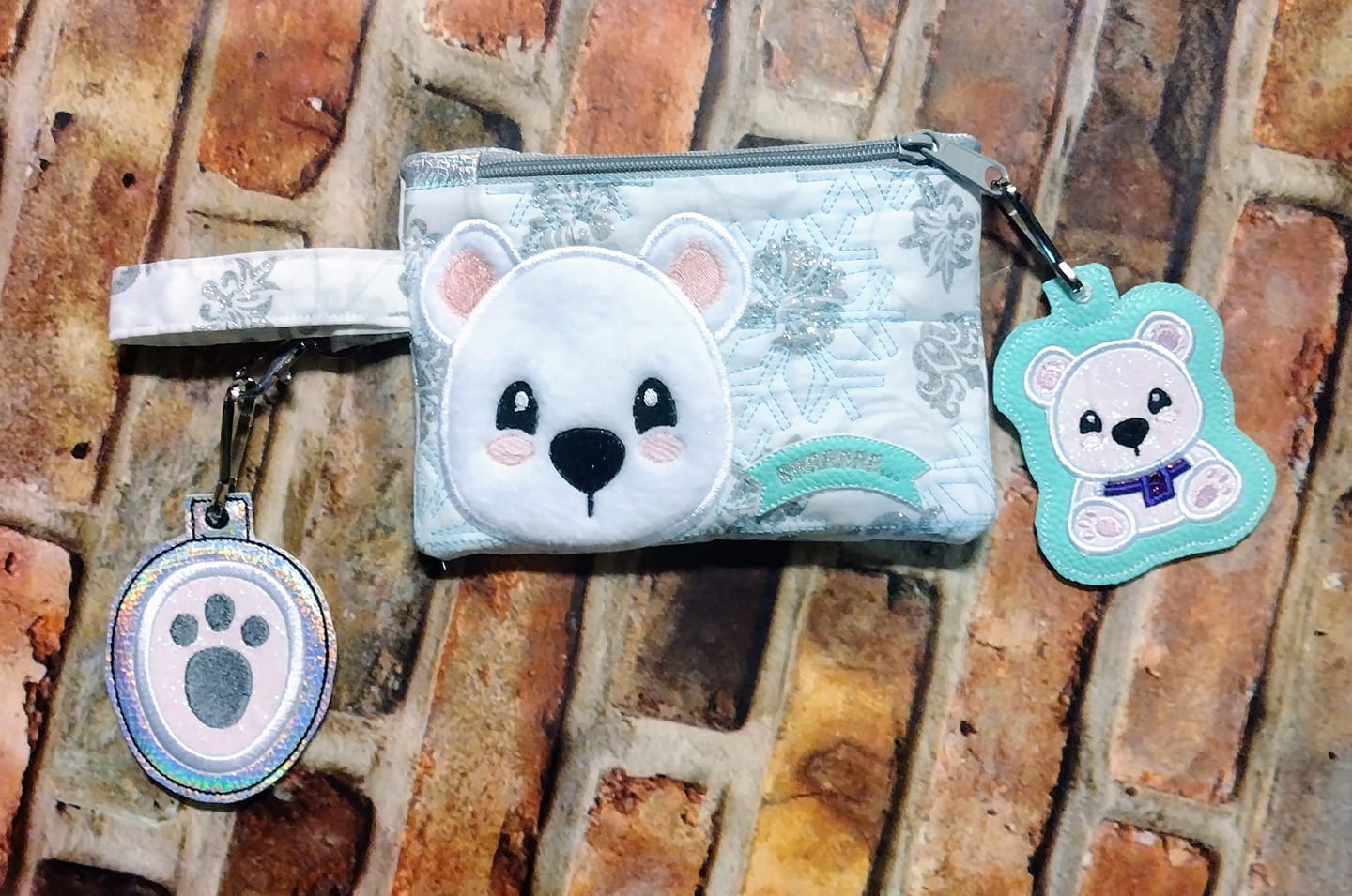 Winter the Polar Bear ITH Bundle Set