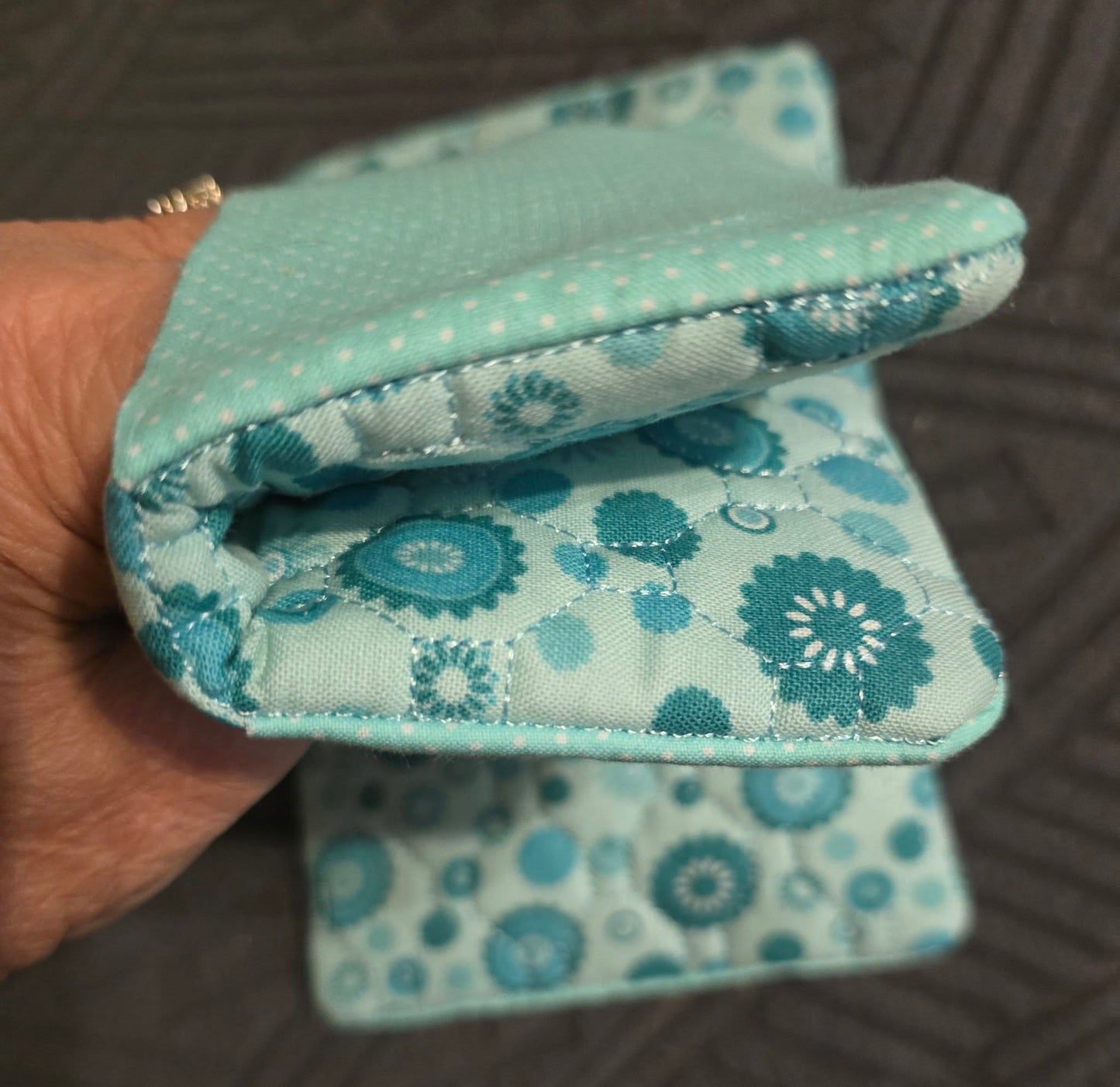 Bobble Stipple ITH Rectangle Oven Mitt