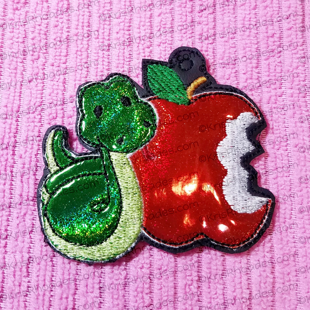 KRD MY JESUS TREE-  APPLE AND SNAKE ORNAMENT