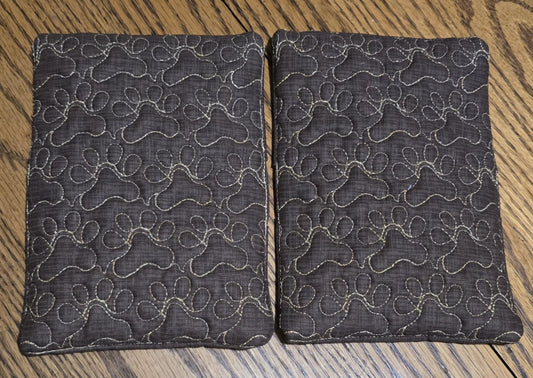 Paw Print Stipple ITH Rectangle Oven Mitt