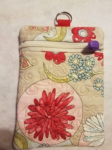 ITH In the Hoop Fish Quilt Stipple Purse 5x7  machine embroidery design zipper bag