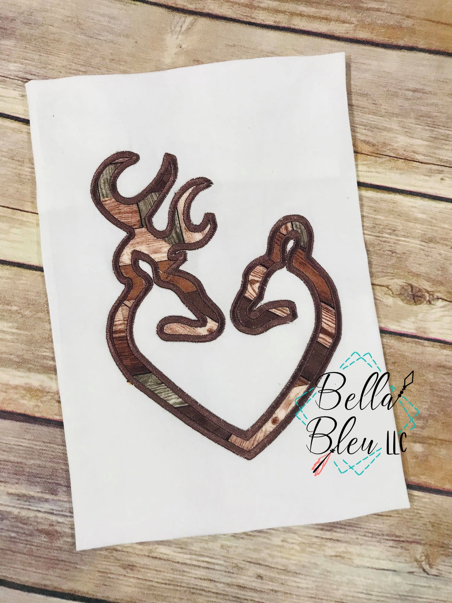Double Deer Heart  Applique Hunting