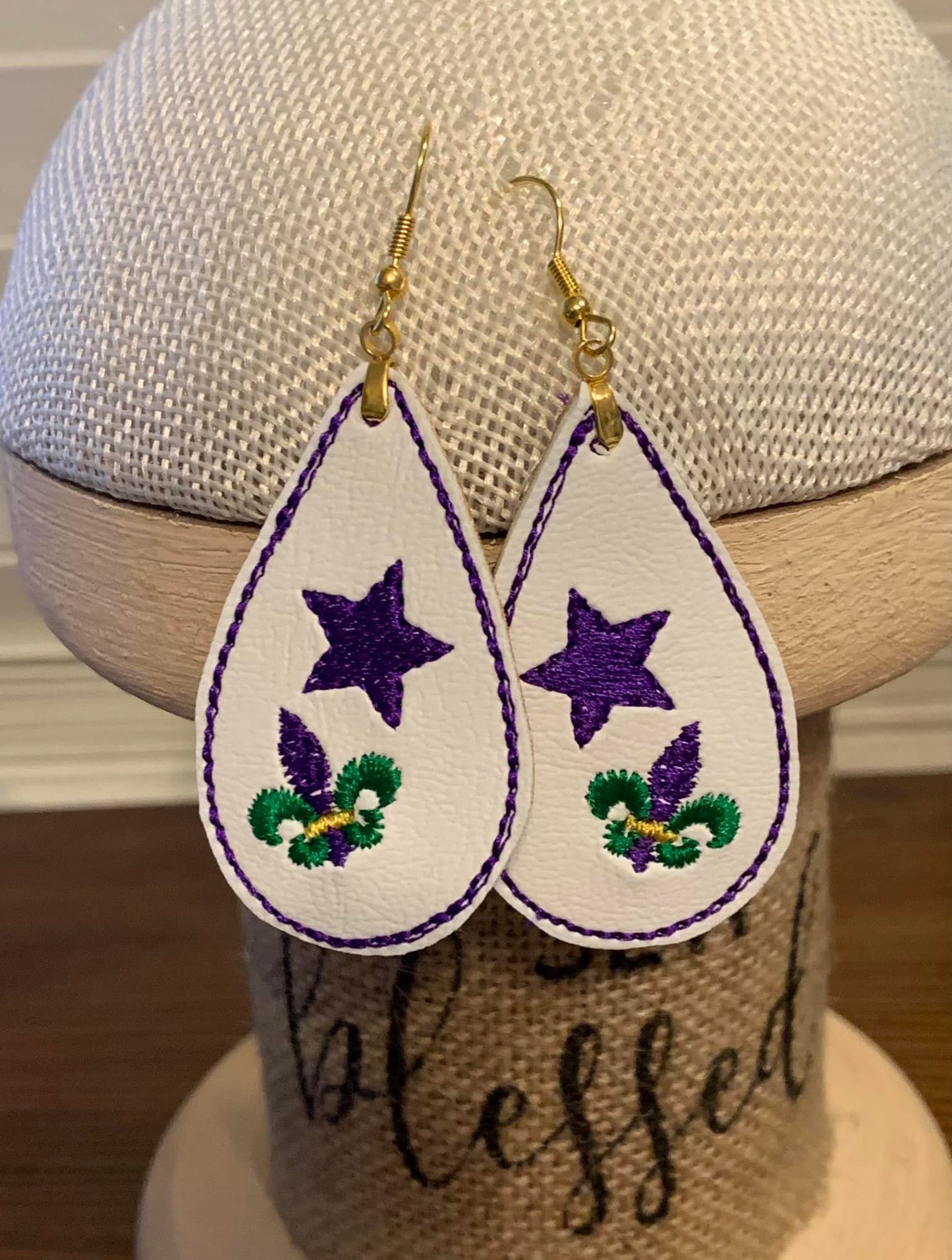 Mardi Gras Fleur de Lis Earrings ITH