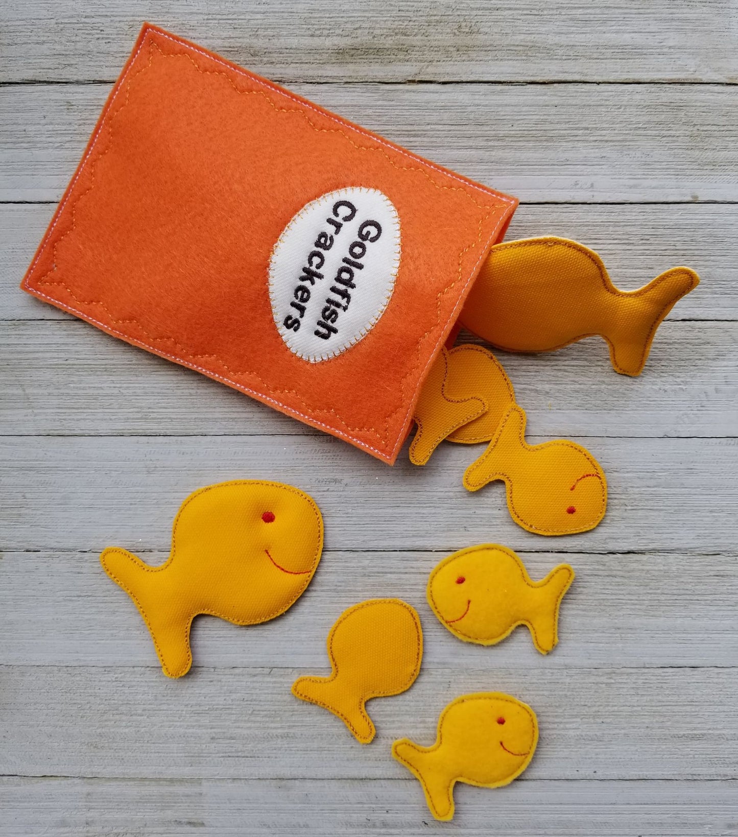 ITH Goldfish and Bag Play food