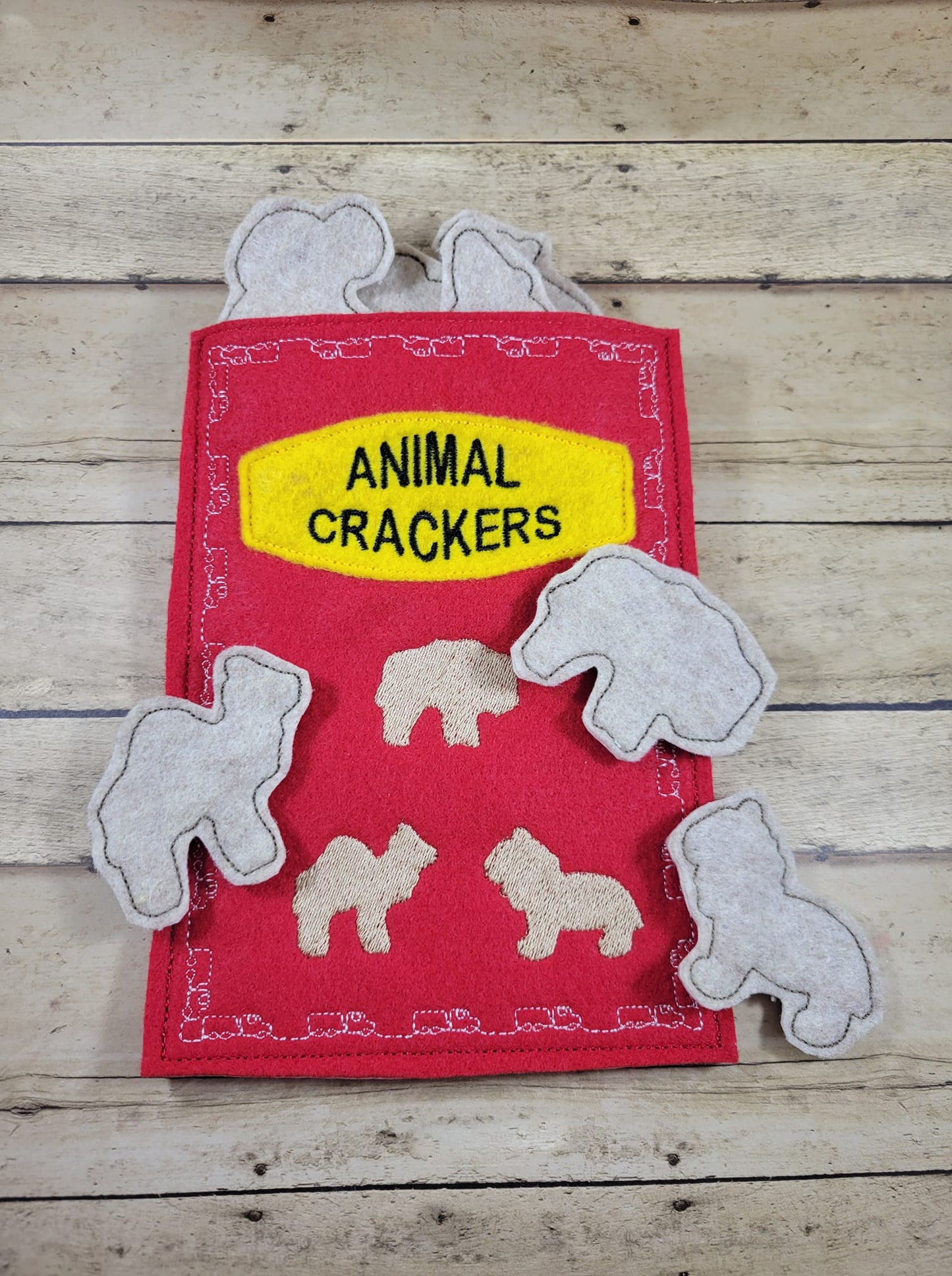 ITH Animal Crakers and Bag Play food