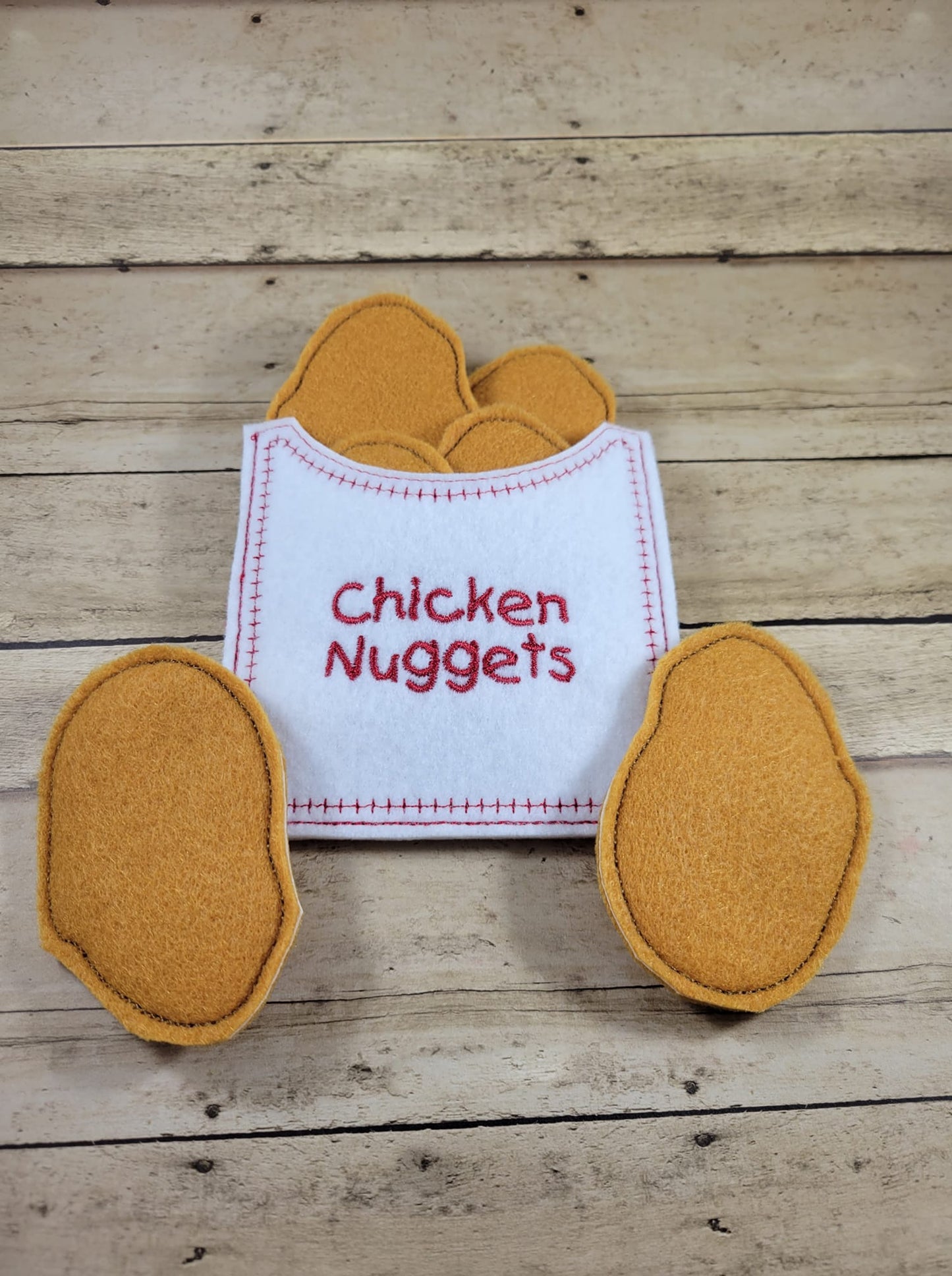 ITH Chicken Nuggets and container Play food