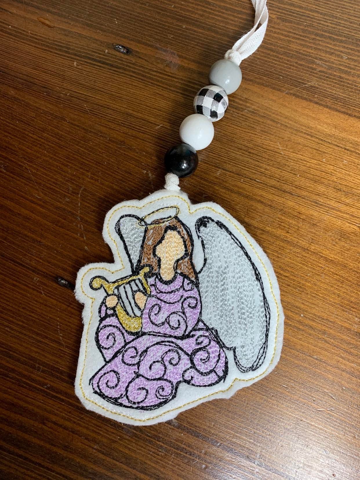 Angel Christmas 7 Ornament ITH