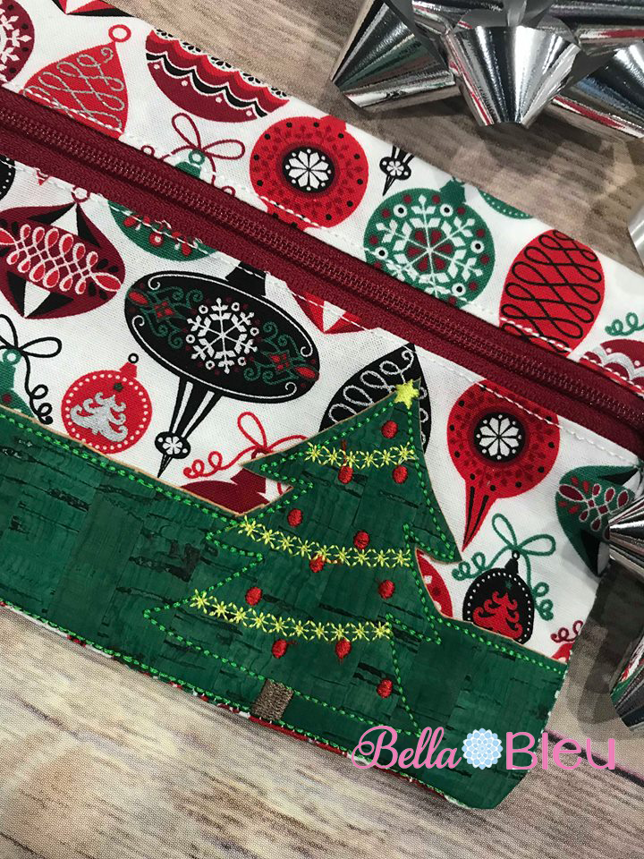 In the Hoop ITH Christmas Tree Wallet machine embroidery design