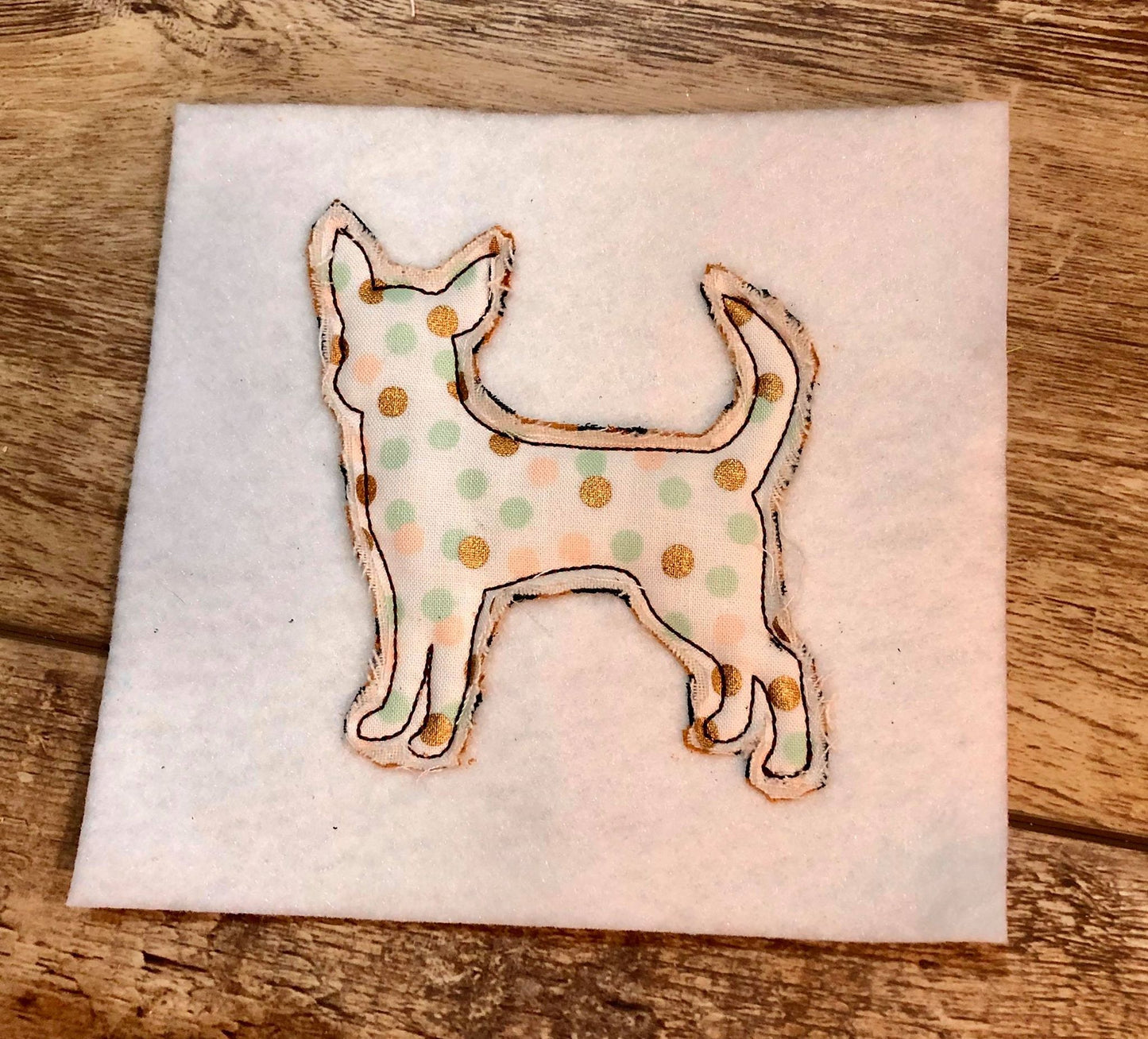 Raggy Chihuahua dog bean stitch applique