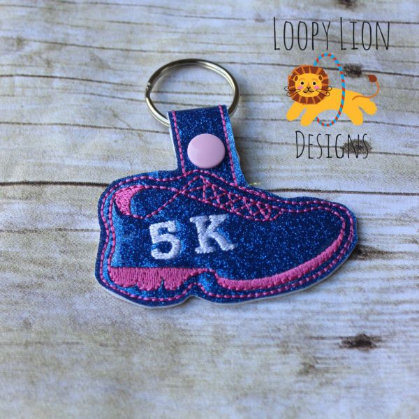 Running Shoe Set ITH Key fob