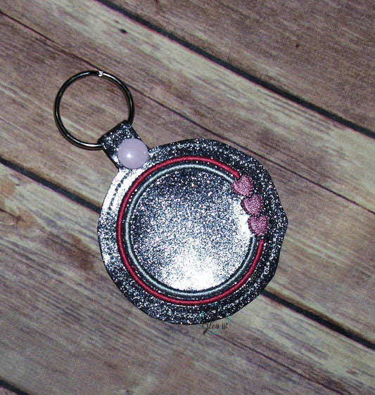ITH Circle with Hearts Key fob
