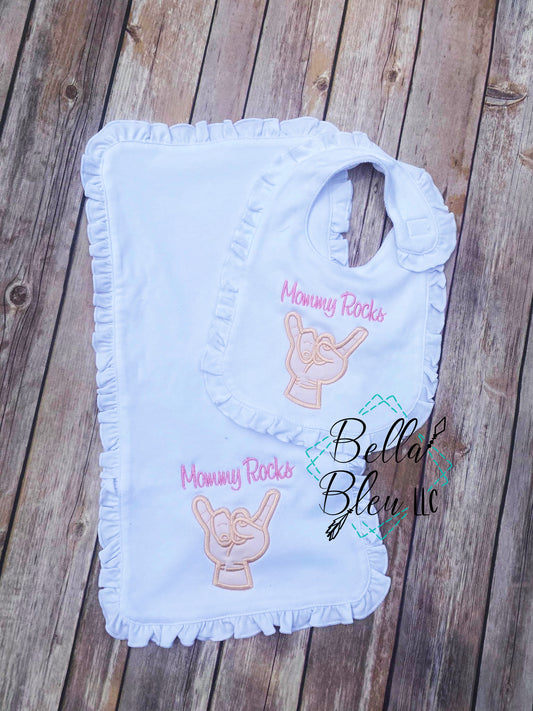 Mommy Rocks Applique