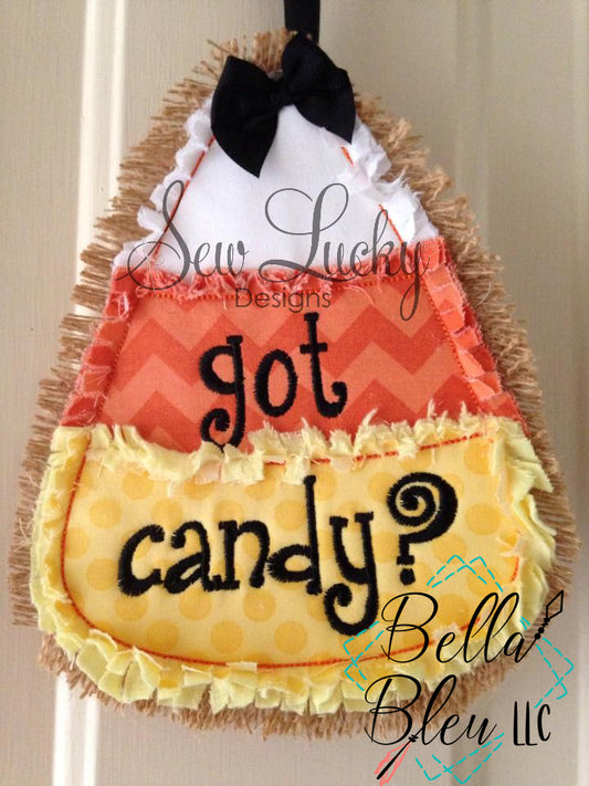 ITH Door Hanger Raggy Halloween Candy Corn