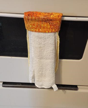 ITH Witches Hat Stipple Towel Handle Topper